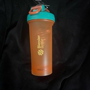 Classic Blender Bottle